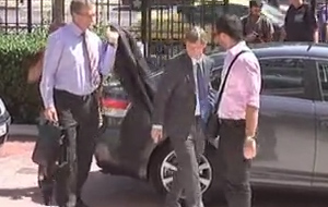 Η Τρόικα θα κάτσει στην Ελλάδα όσο χρειαστεί