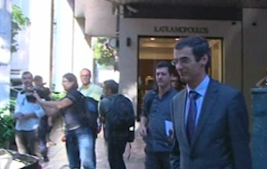 Με καταλήψεις «υποδέχθηκαν» οι εργαζόμενοι την τρόικα