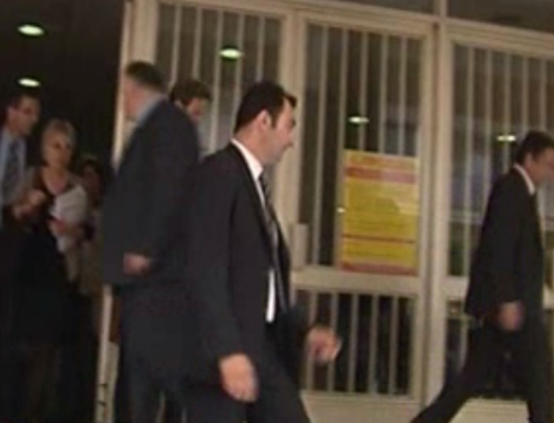 Διατηρείται η αναλογία μία πρόσληψη για κάθε πέντε αποχωρήσεις στο Δημόσιο