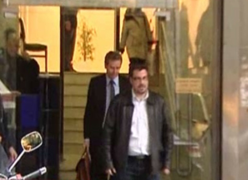 Αντιδράσεις των κομμάτων μετά την είδηση εμπλοκής με την Τρόικα