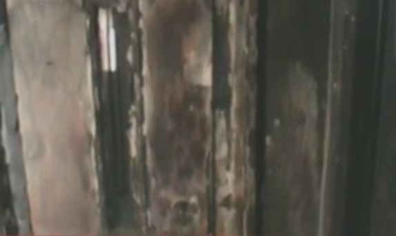 Γκαζάκια σε διαμέρισμα δίπλα στο γραφείο του γγ Διαφάνειας Γ.Σούρλα