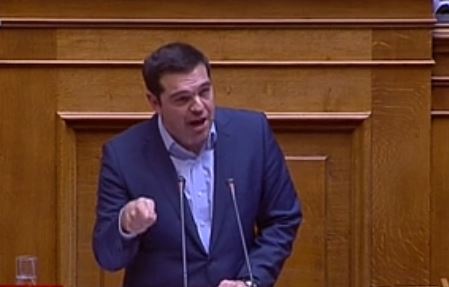 Κόντρα Τσίπρα-Μητσοτάκη στη Βουλή για τη συγκρότηση Εξεταστικής για τα δάνεια