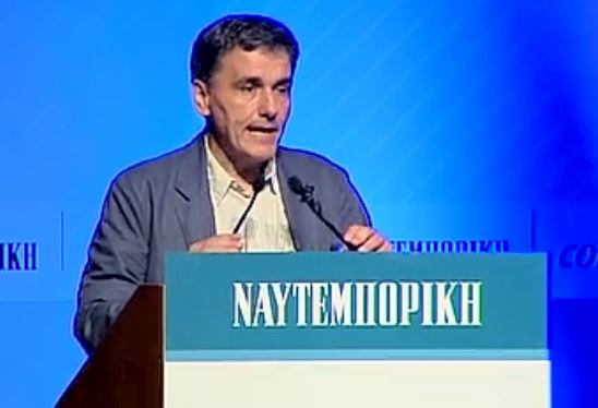 Τσακαλώτος: Η κυβέρνηση έχει δουλέψει πολύ σκληρά