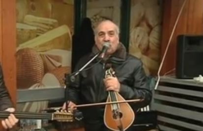 Τσίκνισμα από νωρίς, με μεζέδες και μαντινάδες