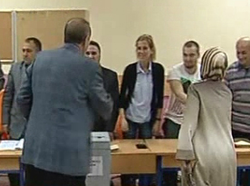 Σε κρίσιμο δημοψήφισμα για τη χώρα και την κυβέρνηση Ερντογάν προσέρχονται οι Τούρκοι