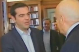 Συνάντηση Παπούλια – Τσίπρα για την Χρυσή Αυγή