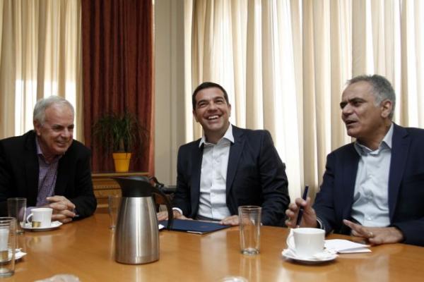 Τσίπρας: Διεκδικούμε 13% φόρο για τους αληθινούς αγρότες