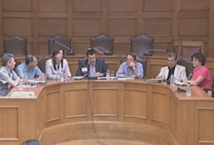 Το ΣΥΡΙΖΑ καταθέτει πρόταση νόμου για τα υπερχρεωμένα νοικοκυριά