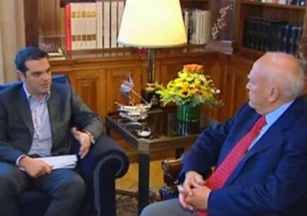 Πρωτοβουλίες από τον Πρόεδρο ζήτησε εμμέσως ο Αλέξης Τσίπρας