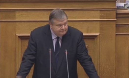 Αντιπαράθεση στη Βουλή για τα υποβρύχια