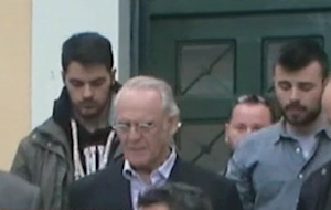 Στο πειθαρχικό ο Τσοχατζόπουλος γιατί βρέθηκε με κινητό τηλέφωνο