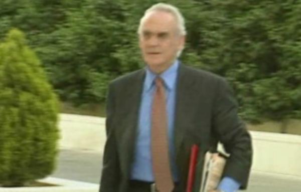 Παραπομπή Τσοχατζόπουλου από ΠαΣοΚ και ΝΔ