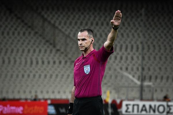 Δεν θα τους κάνει το χατίρι να σταματήσει ο Τζήλος