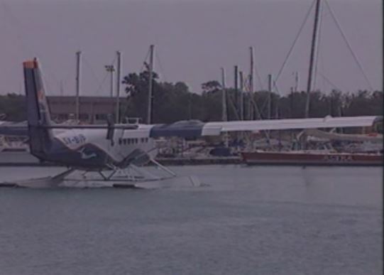 Η γραφειοκρατία «καθήλωσε» φέτος τα υδροπλάνα, παρά την ψήφιση του νόμου