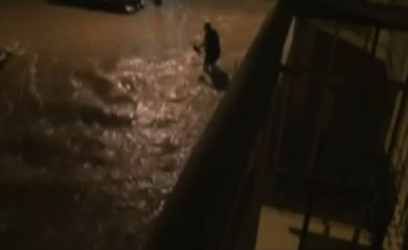 Προβλήματα από τη νεροποντή στη Θεσσαλονίκη