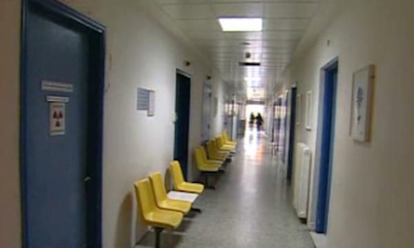 Τέσσερα νοσοκομεία- μαμούθ φέρνουν οι συνενώσεις