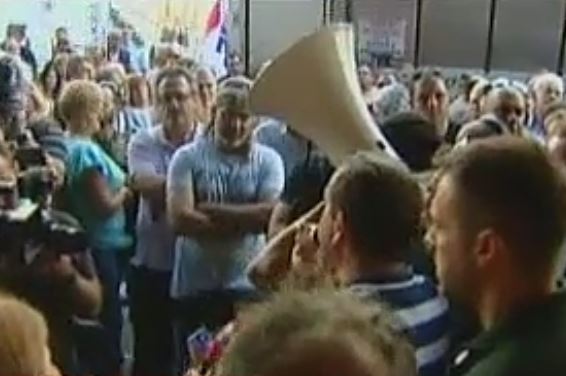 Οι εργαζόμενοι στην καθαριότητα στους δρόμους για το ασφαλιστικό