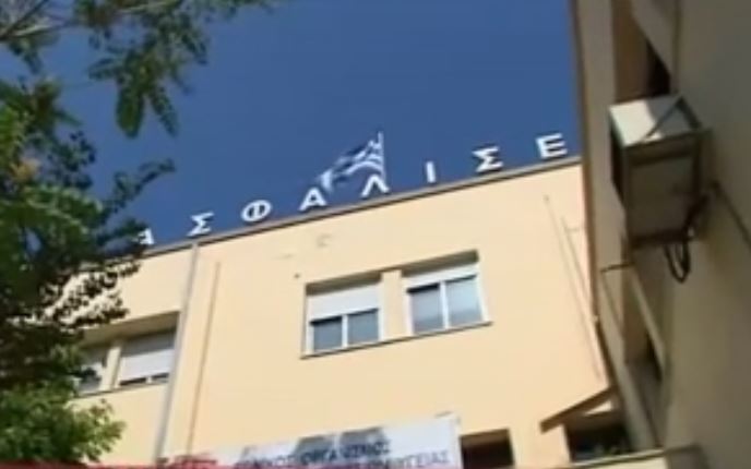 Κόντρα Γεωργιάδη – ΠΑΣΟΚ για το 5ευρω στα πολυϊατρεία του ΠΕΔΥ