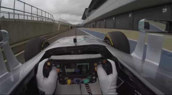 Ένας γύρος «εκ των έσω» στο Silverstone με την Mercedes-Benz W07 Hybrid