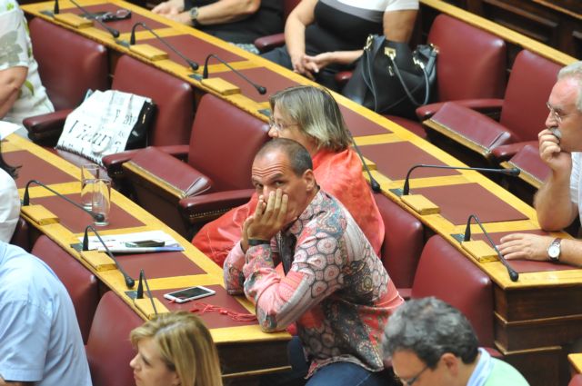 Πλήρη στήριξη Τσίπρα σε Βαρουφάκη για το Plan B