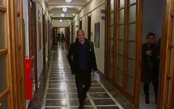 Τα ξένα ΜΜΕ για το νέο υπουργό οικονομικών