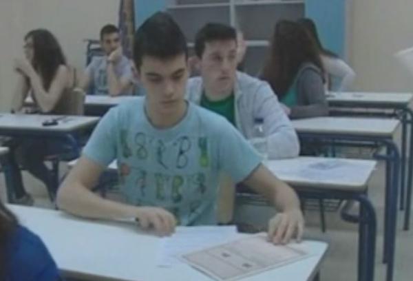 «Βουτιά»-ρεκόρ αναμένεται στις βάσεις για την εισαγωγή στα ΑΕΙ