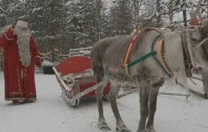 Ολος ο πλανήτης έτοιμος να γιορτάσει τα Χριστούγεννα