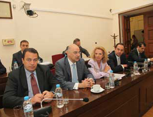 Μόνο πολιτικές ευθύνες αναγνωρίζει η ΝΔ για την υπόθεση του Βατοπαιδίου