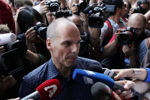 Βαρουφάκης: Η κυβέρνηση απέρριψε το σχέδιό μου για παράλληλο νόμισμα