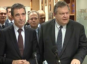 Αφγανιστάν και ελληνοτουρκικά στο επίκεντρο της συνάντησης Βενιζέλου και Ράσμουσεν