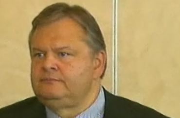 Απαντήσεις Βενιζέλου σε δημοσιογράφους για τα νέα μέτρα