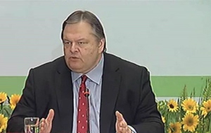 «Επίθεση» Βενιζέλου κατά ΝΔ και ΣΥΡΙΖΑ