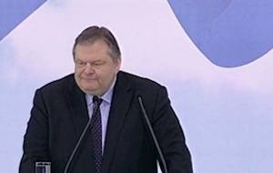 Ευ.Βενιζέλος: Δεν θα «οχυρωθώ» πίσω από την αρχηγία του ΠΑΣΟΚ