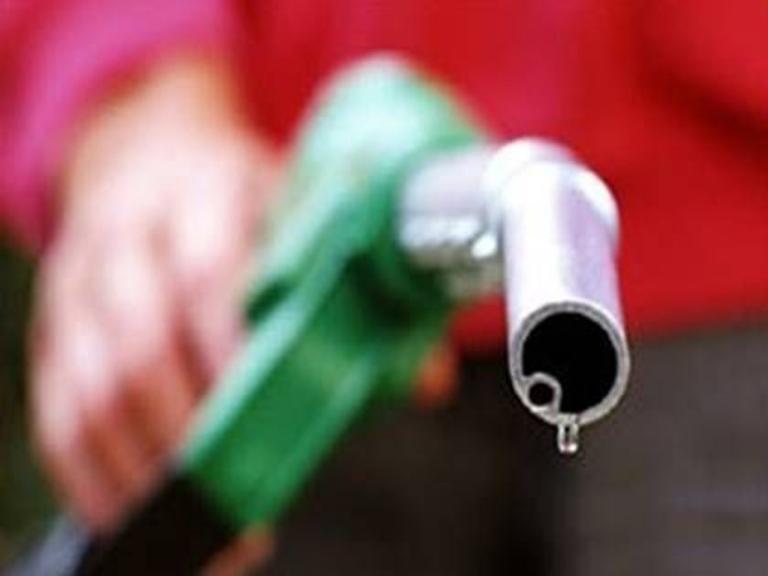 Μεταφορικό ισοδύναμο και στα βενζινάδικα των νησιών