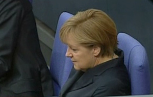 Βερολινέζικη ήττα για την Μέρκελ, βούλιαξαν οι Φιλελεύθεροι του Ρέσλερ