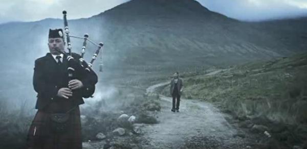 Johnnie Walker – The Man Who Walked Around The World