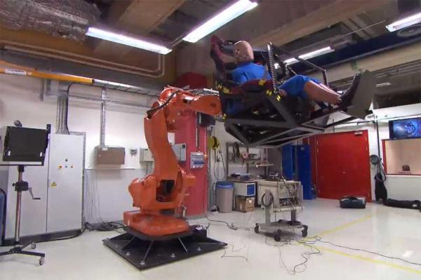 Στα “άδυτα” της εξέλιξης των συστημάτων ασφαλείας του Volvo XC90 2015