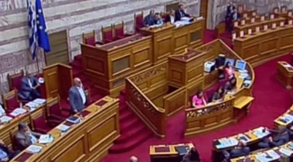 Τέλος στο σενάριο ψήφισης του εκλoγικού νόμου από 200 βουλευτές