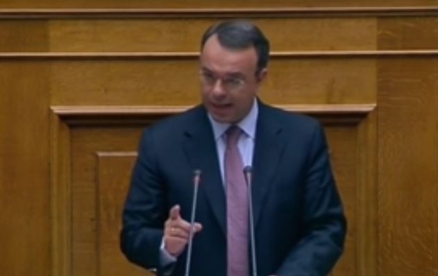 Κόντρα στη Βουλή για τα κονδύλια για την ανθρωπιστική κρίση