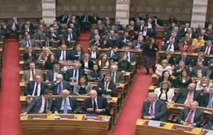 Την Παρασκευή οι ΚΟ ΠΑΣΟΚ-ΝΔ, εν μέσω αναβρασμού για το νέο μνημόνιο