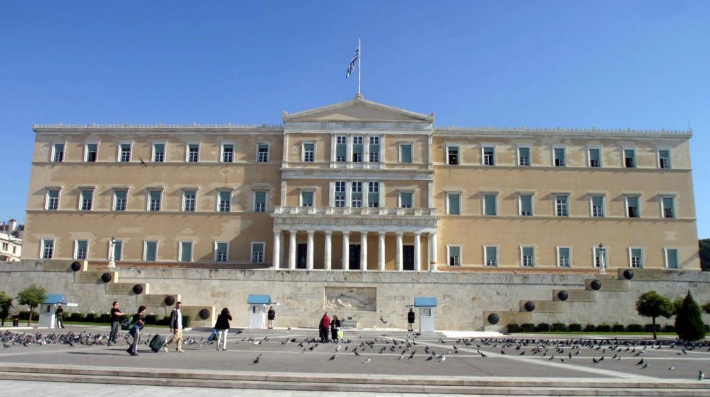 Οι αντιδράσεις των κομμάτων για την κρίσιμη Σύνοδο Κορυφής