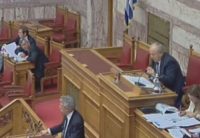 Ομόφωνα καταδίκασε η Βουλή τη δολοφονία του Π.Φύσσα