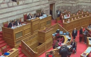 Βουλή: Κομφούζιο και εντάσεις για τα δάνεια στα νομικά πρόσωπα