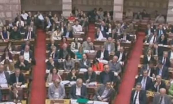 Αντιπαράθεση για τον αντιρατσιστικό νόμο