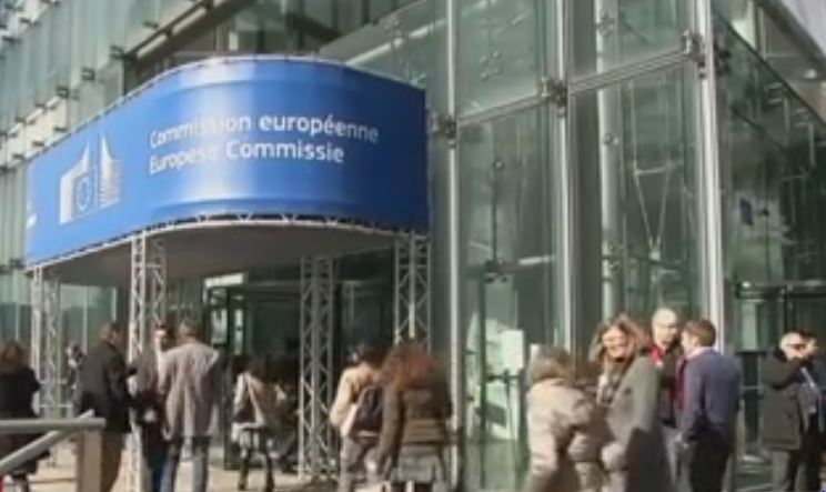 Βρυξέλλες: Εξετάζεται Ελληνικό αίτημα για αποδέσμευση ρευστού 1,2 δισ. ευρώ