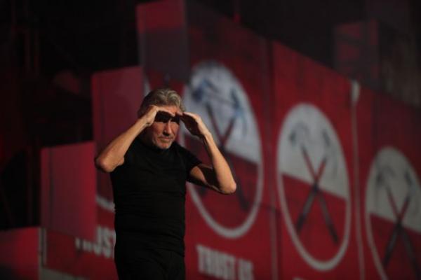 Μαγική ροκ βραδιά στο ΟΑΚΑ από τον Ρότζερ Γουότερς