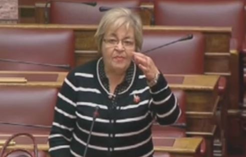 Βουλή: Η συζήτηση για την αναστολή χρηματοδότησης προς τη ΧΑ