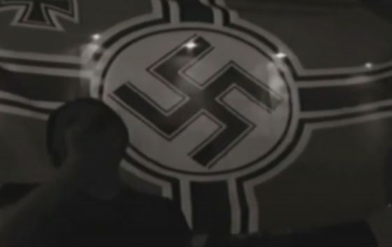 Βίντεο-ντοκουμέντο: Χρυσαυγίτες ψέλνουν τον ύμνο της ναζιστικής Γερμανίας