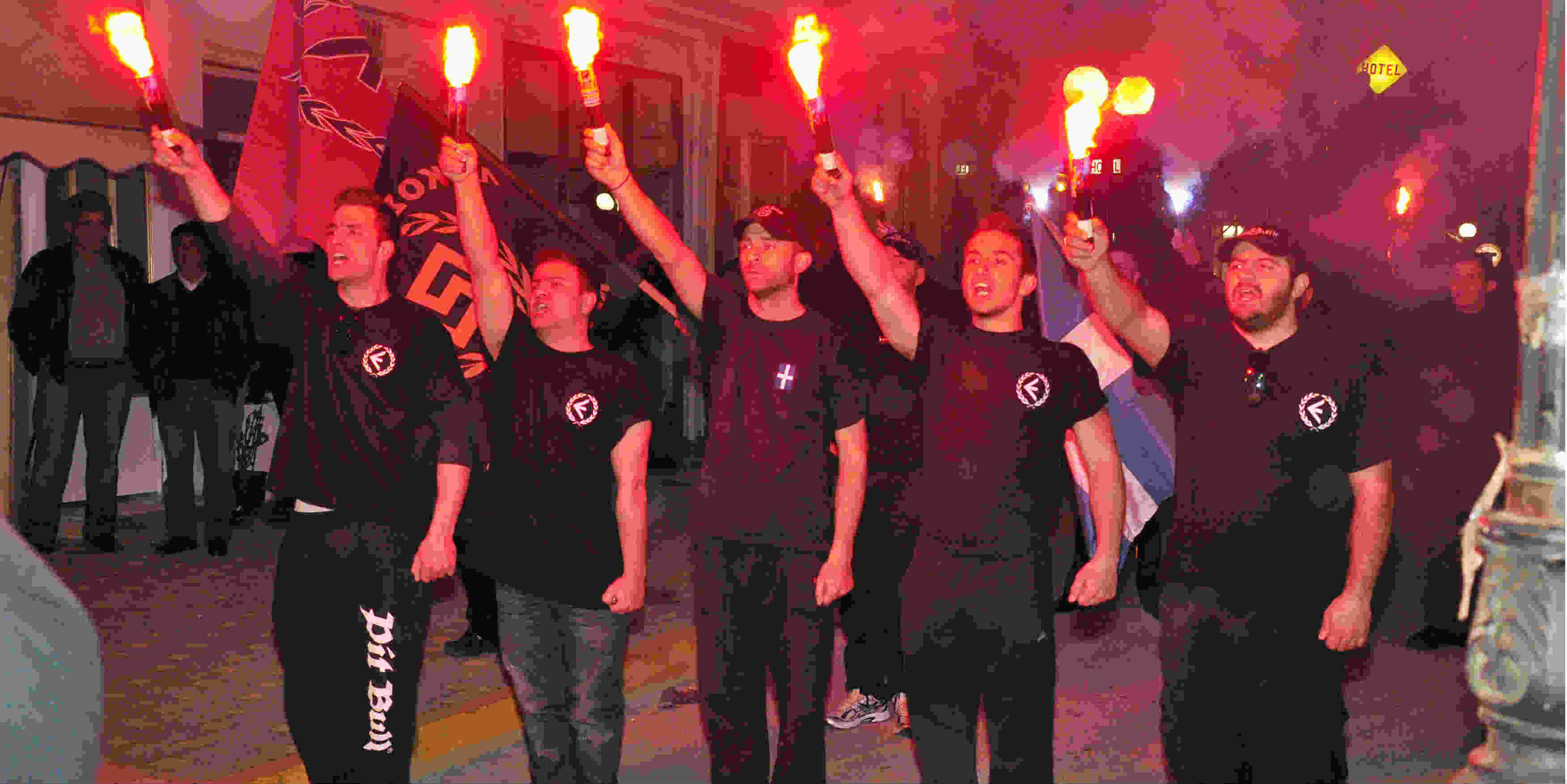 Εφοδος σε αστυνομικά τμήματα από το Εσωτερικών Υποθέσεων για την ΧΑ