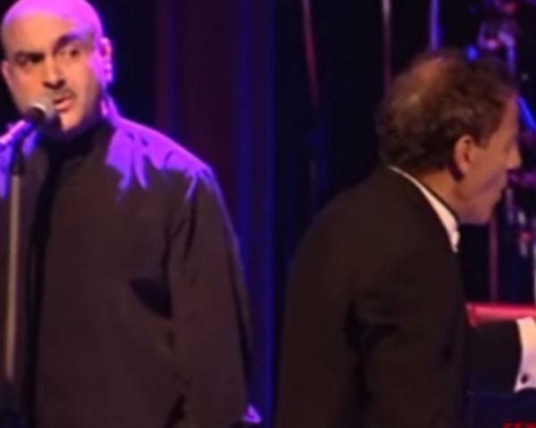 Μαγική μουσική “συνάντηση” του Μ. Χατζηδάκη με τον Στ. Ξαρχάκου στο Gazarte